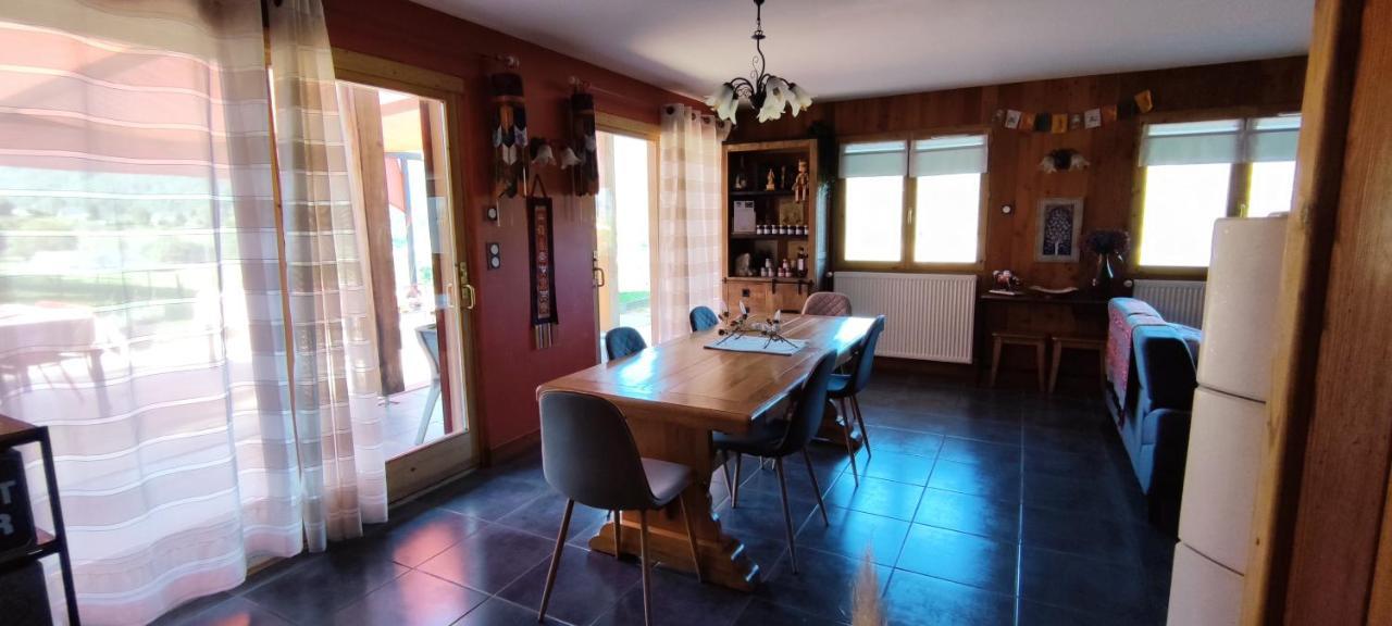 Maison D'Hotes Le Shorten Heches Luaran gambar