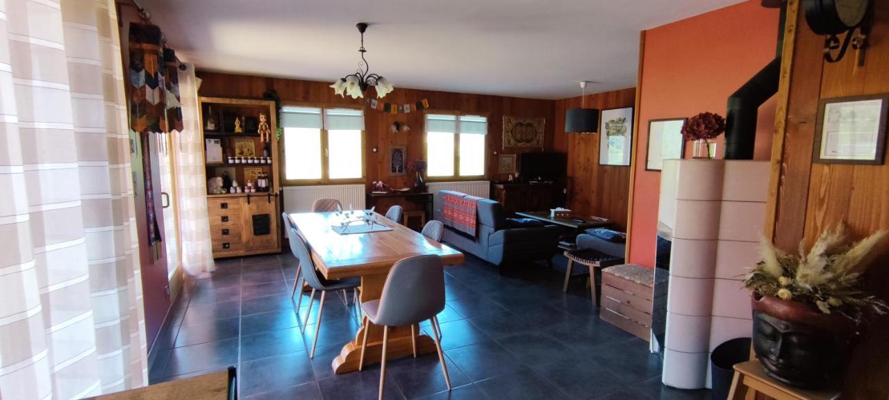 Maison D'Hotes Le Shorten Heches Luaran gambar